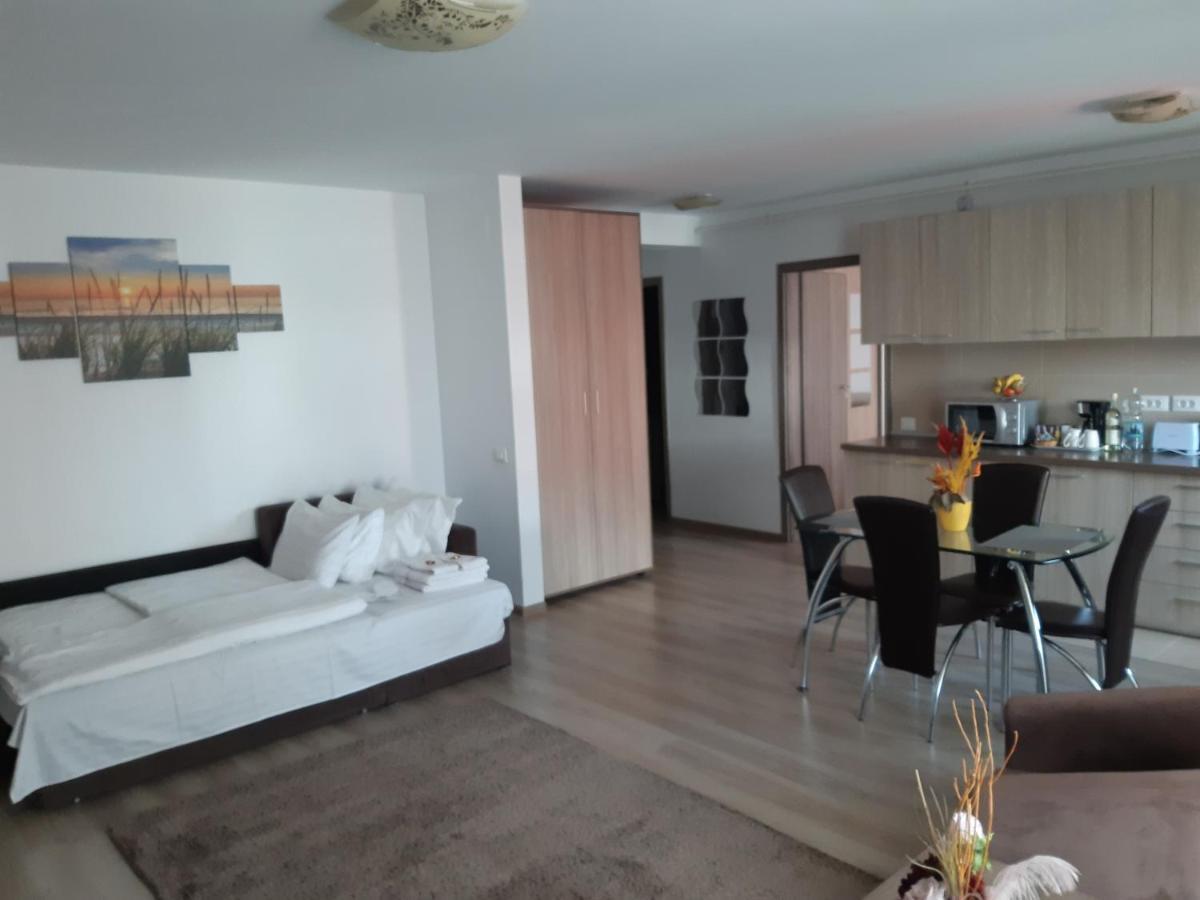 Apartament Marcel - Coresi Mall Brasov Bagian luar foto