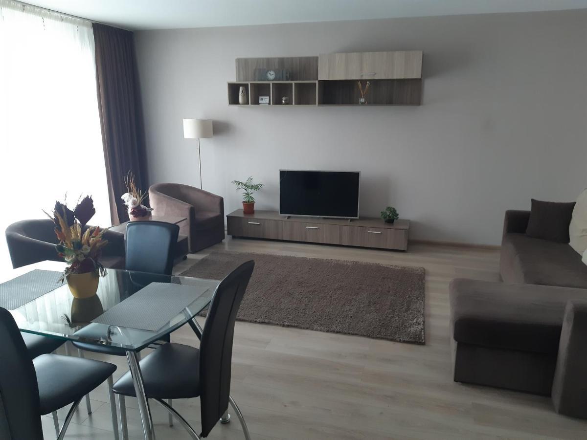 Apartament Marcel - Coresi Mall Brasov Bagian luar foto