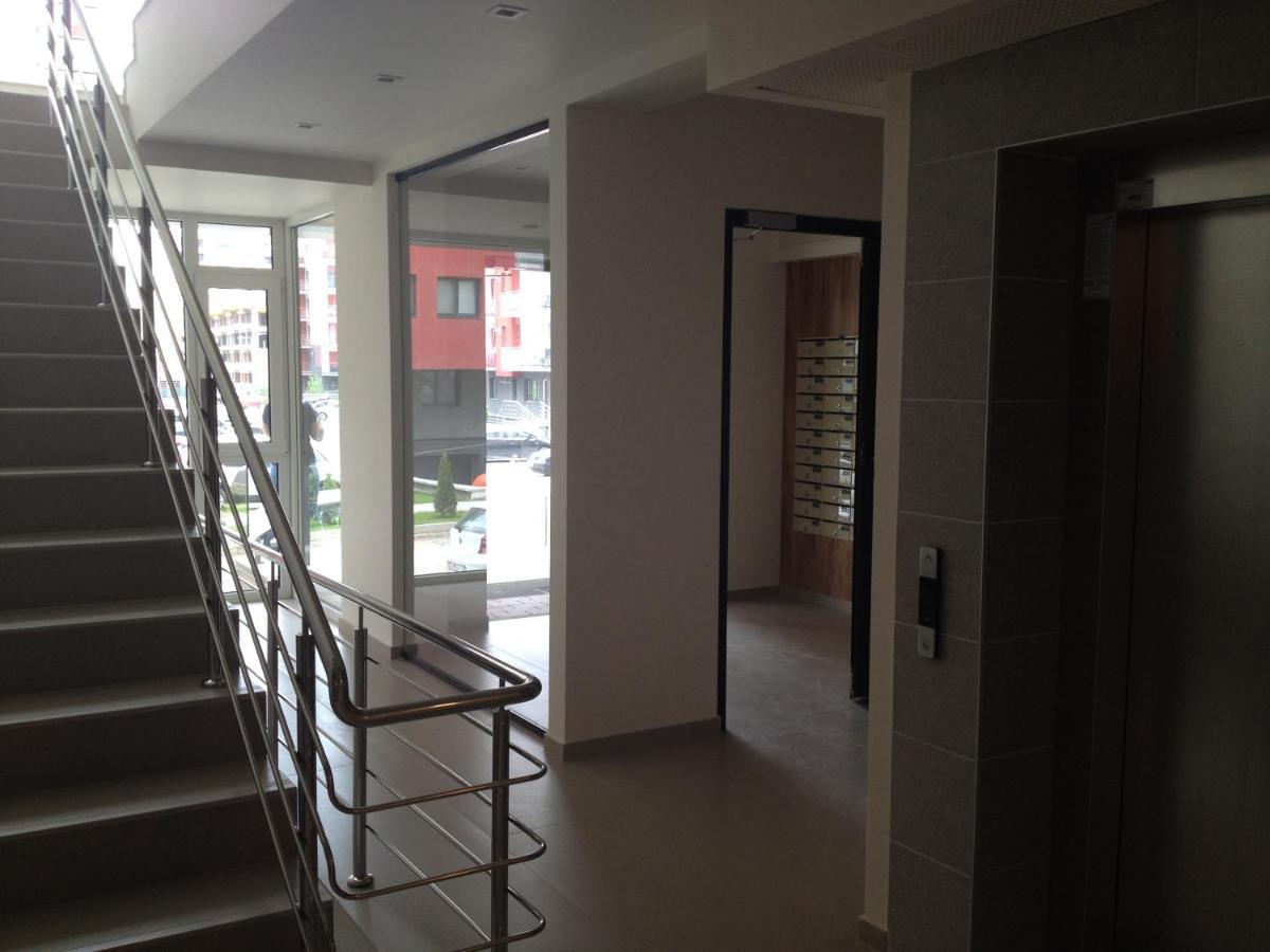 Apartament Marcel - Coresi Mall Brasov Bagian luar foto
